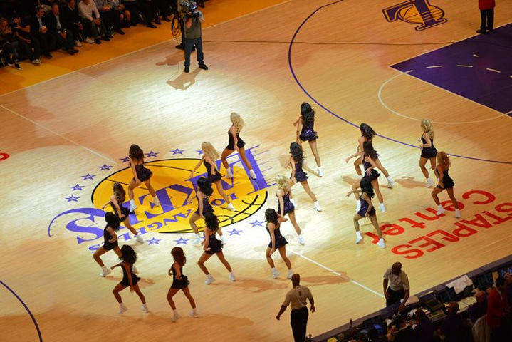 在内的豪门 在内的豪门