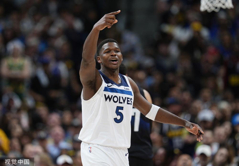 在他眼中 在他眼中